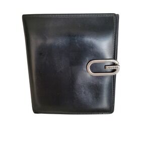 Gucci Vintage Black Leather Bifold Wallet G Logo Buckle Silver Hardware Italy
